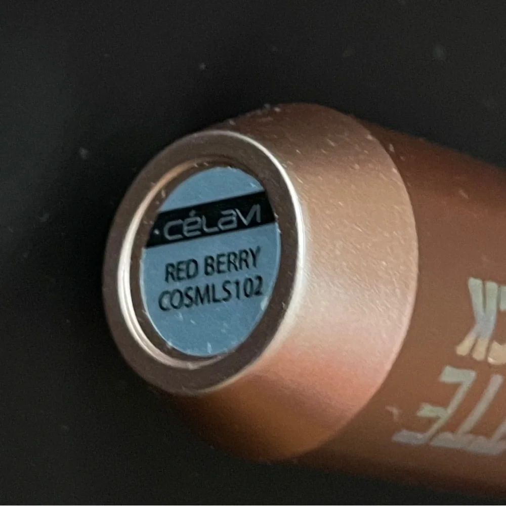 Célavi matt finish lipstick new. Color Red Berry Ma